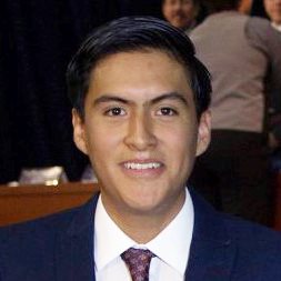 Headshot of Cesar Diaz Blanco.